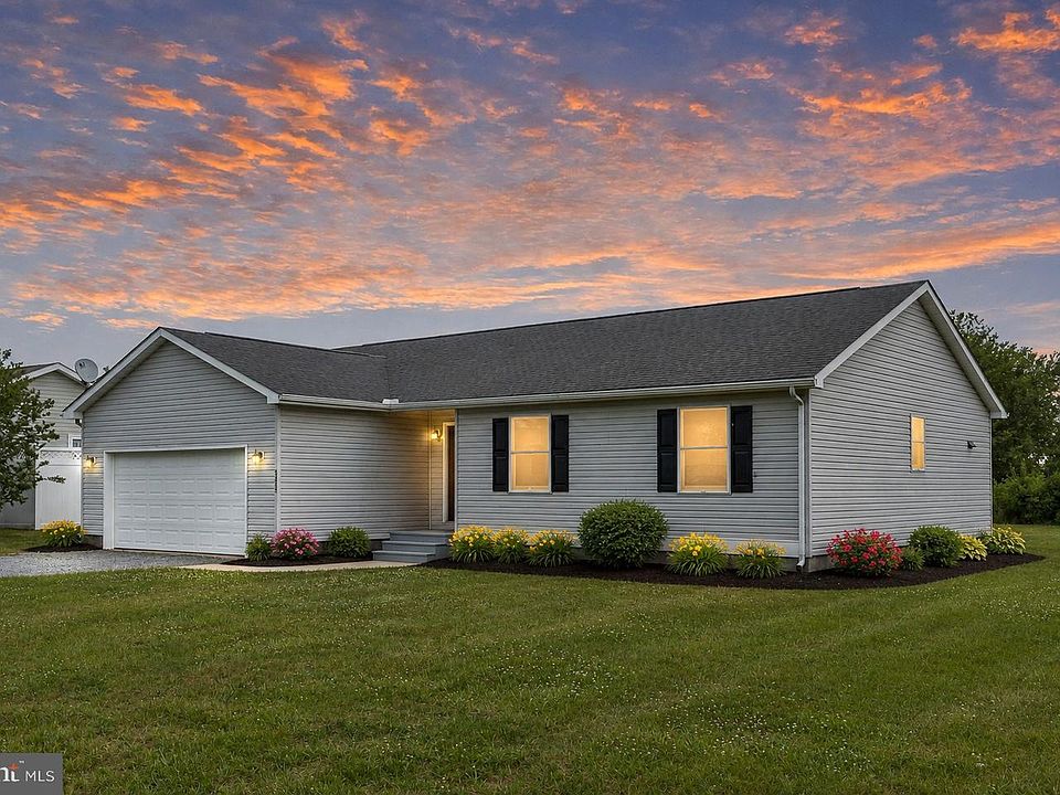 1st image of 25003 Heather Ln