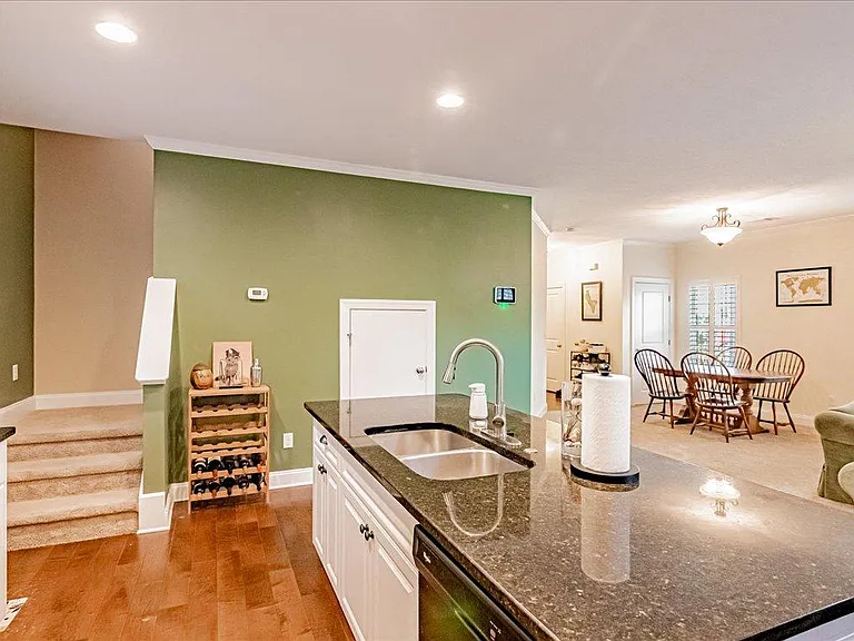 531 Brantley Cove Cir — Photo 20