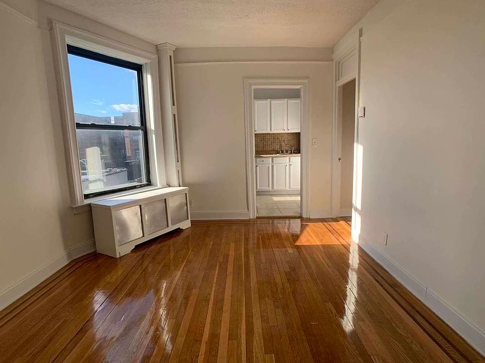 1st image of 25-21 31st Ave #D53