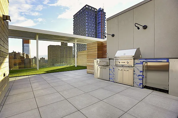 Rented by Compass | media 7