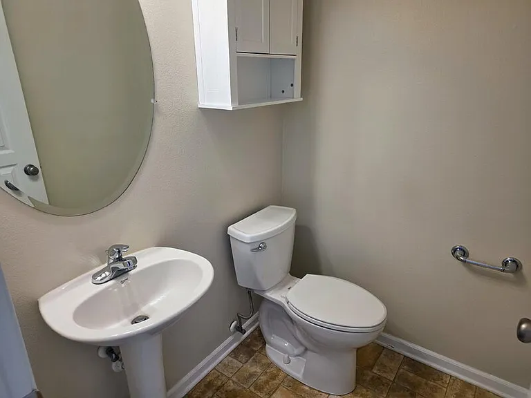 4543 NE McDougal Ln — Photo 12