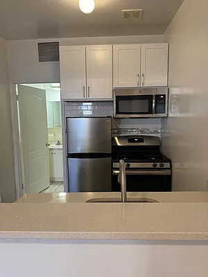 Kitchen, photo 1