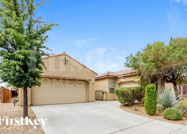 5595 Criollo Dr — Photo 1