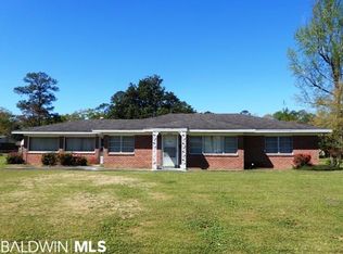 612 S Trammell St, Atmore, AL 36502