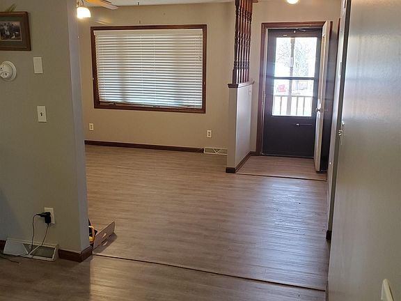 3rd image of 220 Myers St
