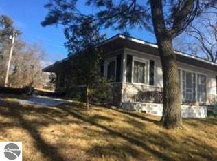 7327 Loud Dr, Oscoda, MI 48750