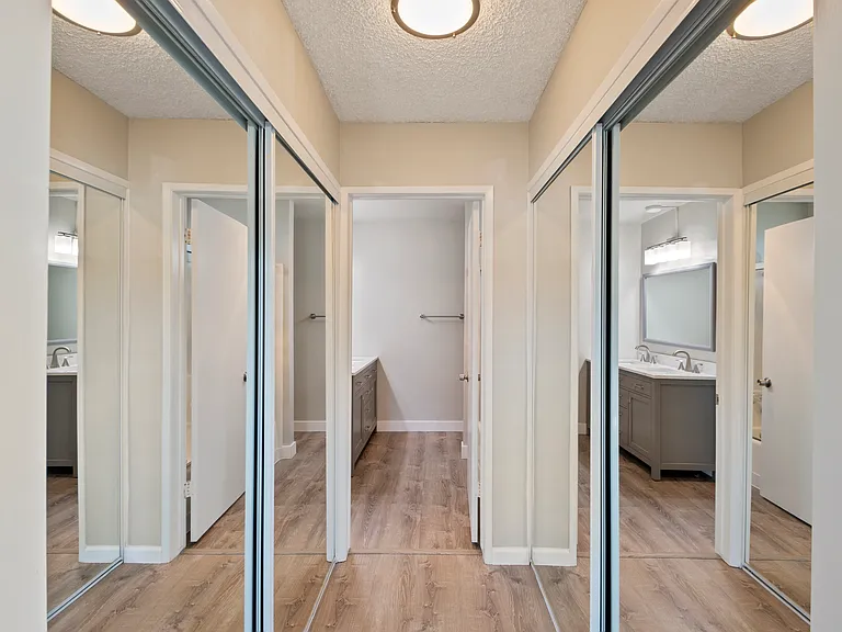 1909 Harriman Ln #1 — Photo 8