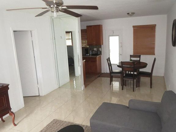4th image of 2461 Polk St APT 6