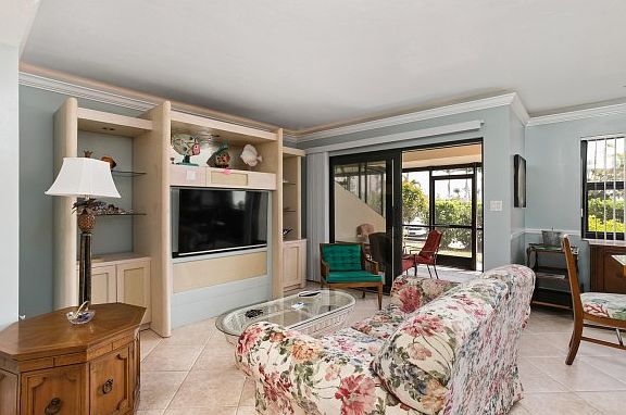 3rd image of 1512 Mainsail Dr APT 9