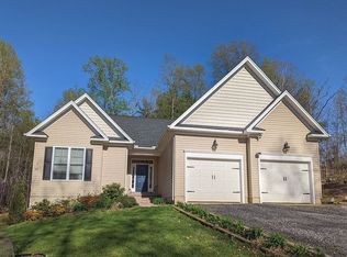 10137 Lake Crest Pl, Culpeper, VA 22701