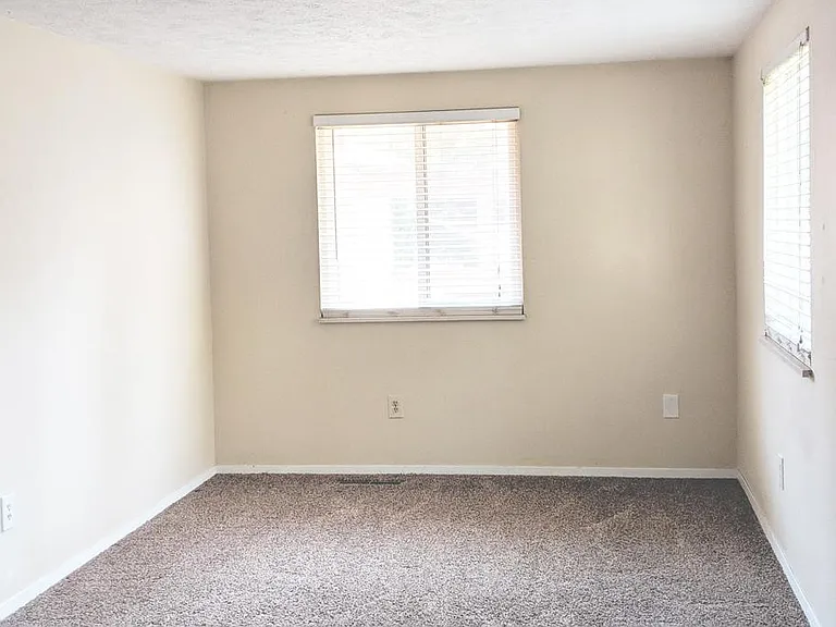 3137 Birmingham Dr — Photo 6