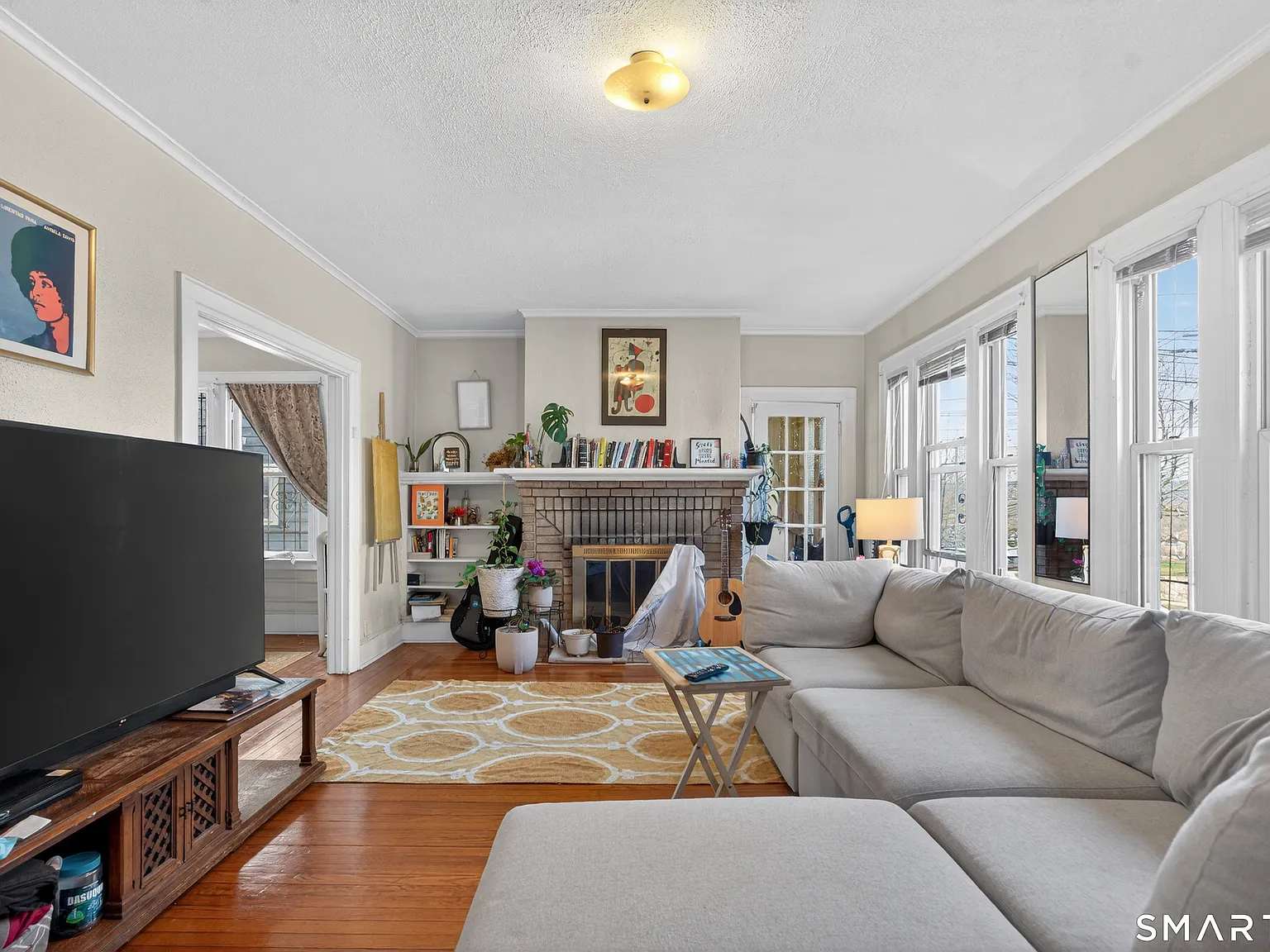 2 bed, 1.0 bath, 1362 sqft, $2,250 — Photo 3