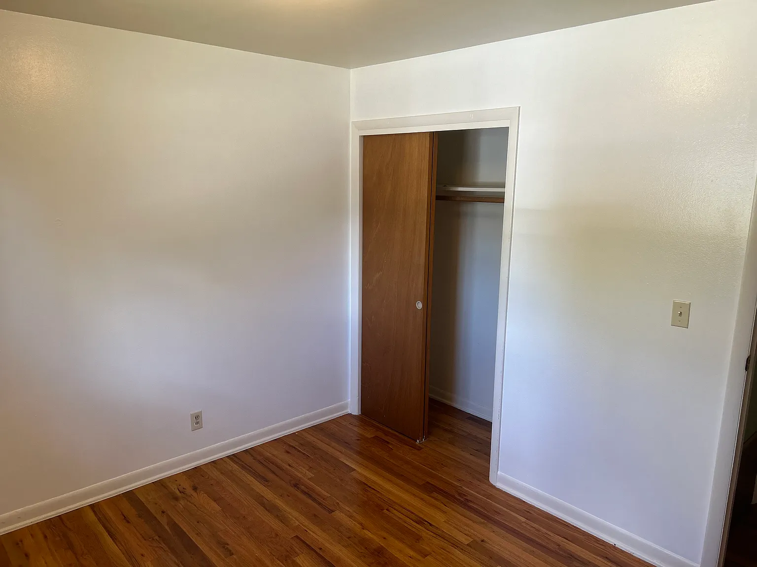 3 bed, 1056 sqft, $1,750 — Photo 3