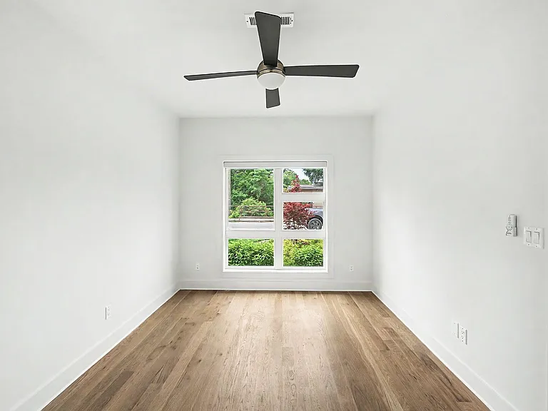 532 Southgate Ave — Photo 5