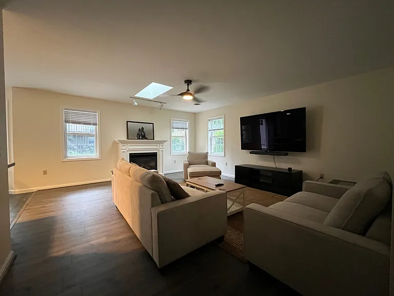 6 Slocum St — Photo 6