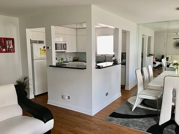 2nd image of 1053 Belmont Ct