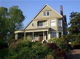 1st image of 302 N Tacoma Ave