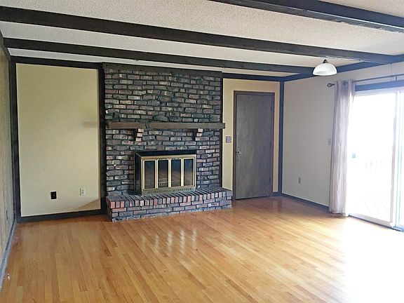 2nd image of 816 W Washington St