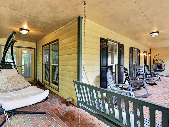 5th image of 307 Thornhill Dr