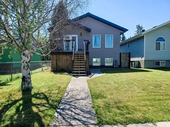 4819 S 17th Ave, Edson, AB T7E 1G4