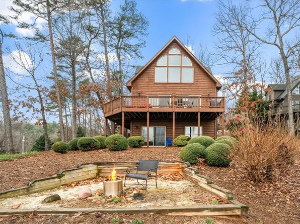 221 Serenity Bay Dr, Seneca, SC 29672