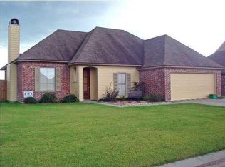 101 Copeland Dr, Broussard, LA 70518