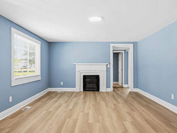 2nd image of 301 W John J Sharpe St