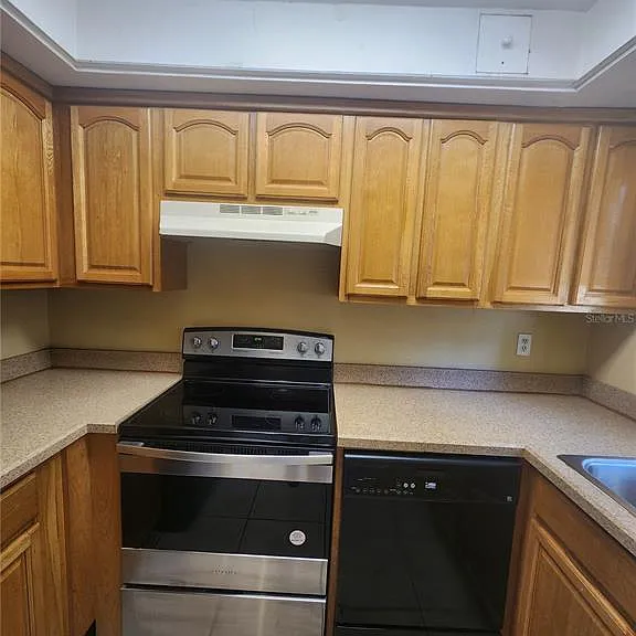 702 SW 70th Ter #B — Photo 9