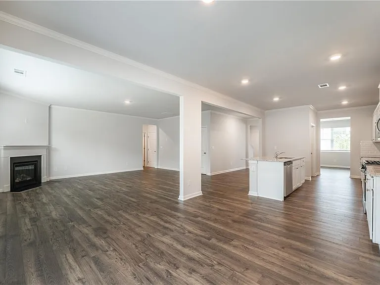74 Grove Springs Ct SE — Photo 8