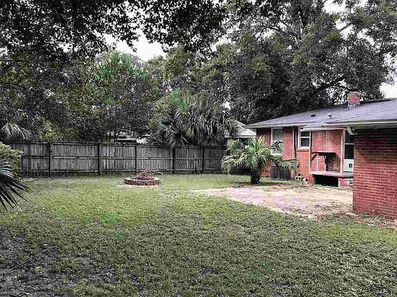 5th image of 217 Donald Dr