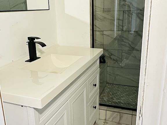 5th image of 7108 Otis Ave #1