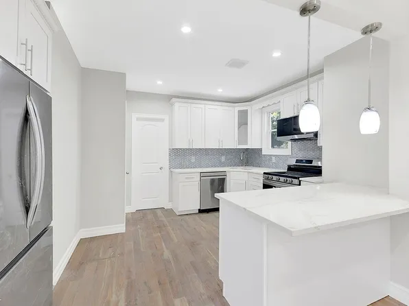 119-38 193rd St, Jamaica, NY 11412