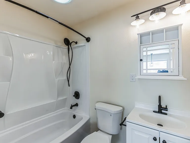 307 Livoti Ave — Photo 19