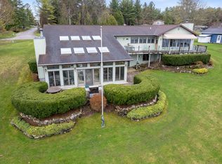 1205 Riviera Dr, Cheboygan, MI 49721