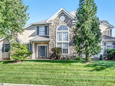 35 Ebersohl Cir, Whitehouse Station, NJ, 08889