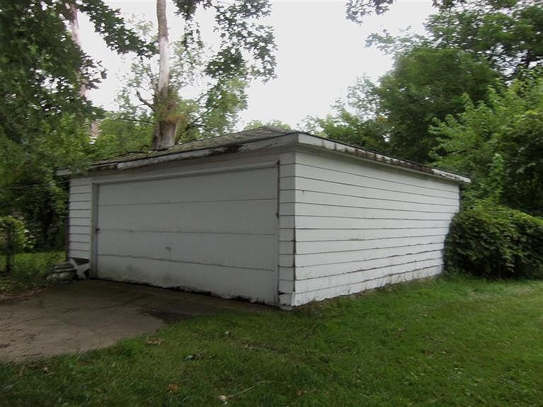 2nd image of 5151 Cleveland St