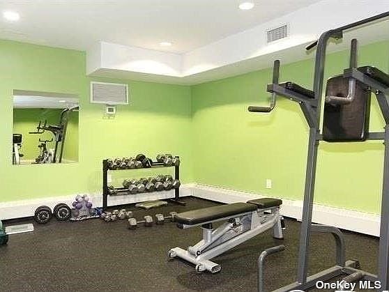 2nd image of 25 W Broadway APT 601