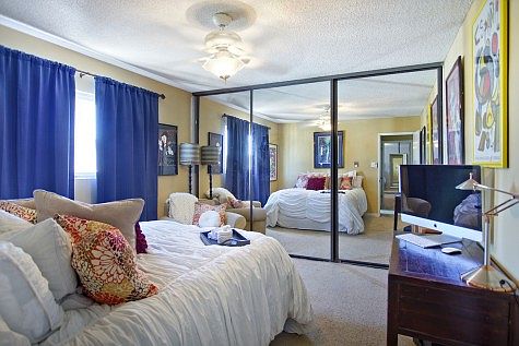 5th image of 1139 Ocean Blvd #306