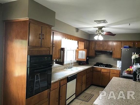 5th image of 1728 W Christine Ave