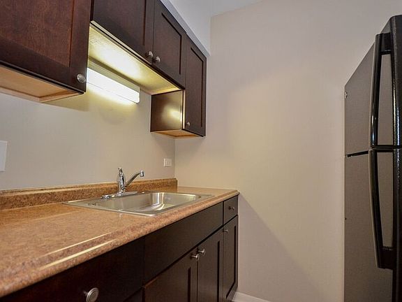 3rd image of 339 N Yale Ave #N