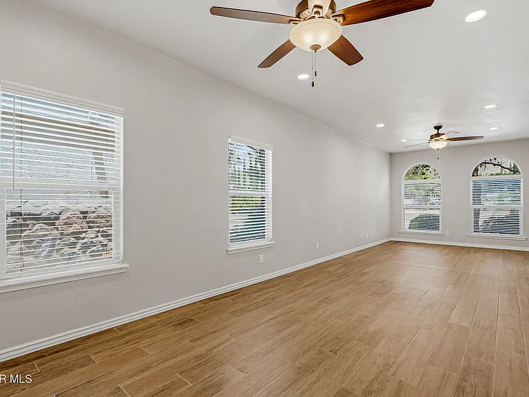 825 Dulce Tierra Dr — Photo 8