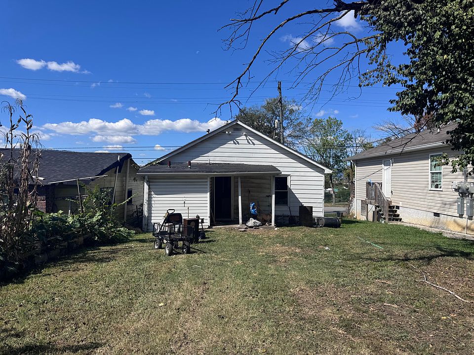2nd image of 2432 Dodds Ave