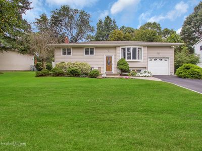 42 Seneca Dr, Commack, NY, 11725