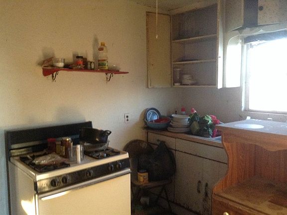 5th image of 1804 S Atkinson Ave