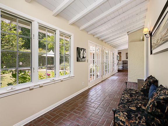 5th image of 5168 Oakwood Ave