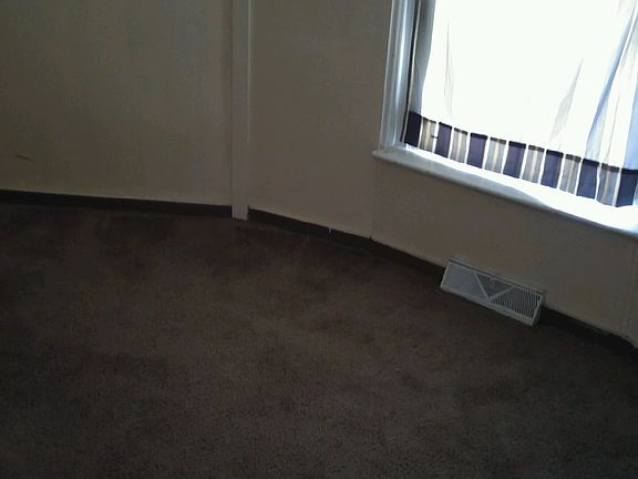 3rd image of 2402 East Ave APT 2
