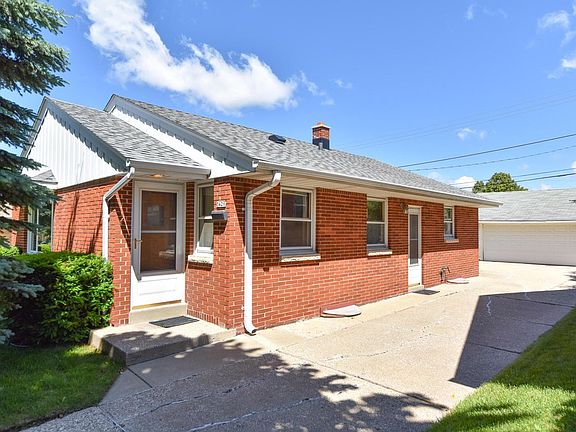 3rd image of 3426 E Whittaker AVENUE