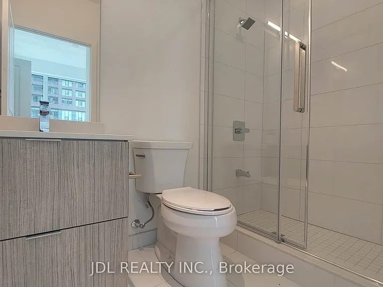 395 Bloor St E #3802 — Photo 6