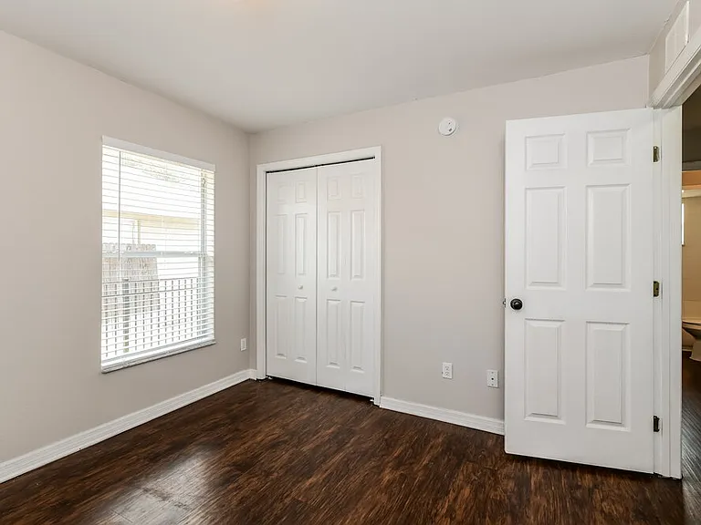 205 Madalyn Ct — Photo 13
