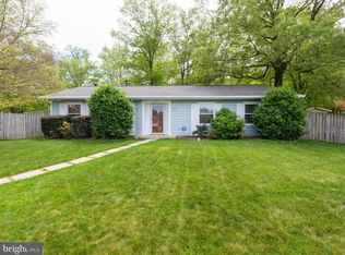 4107 Sunburst Ct, Alexandria, VA 22303